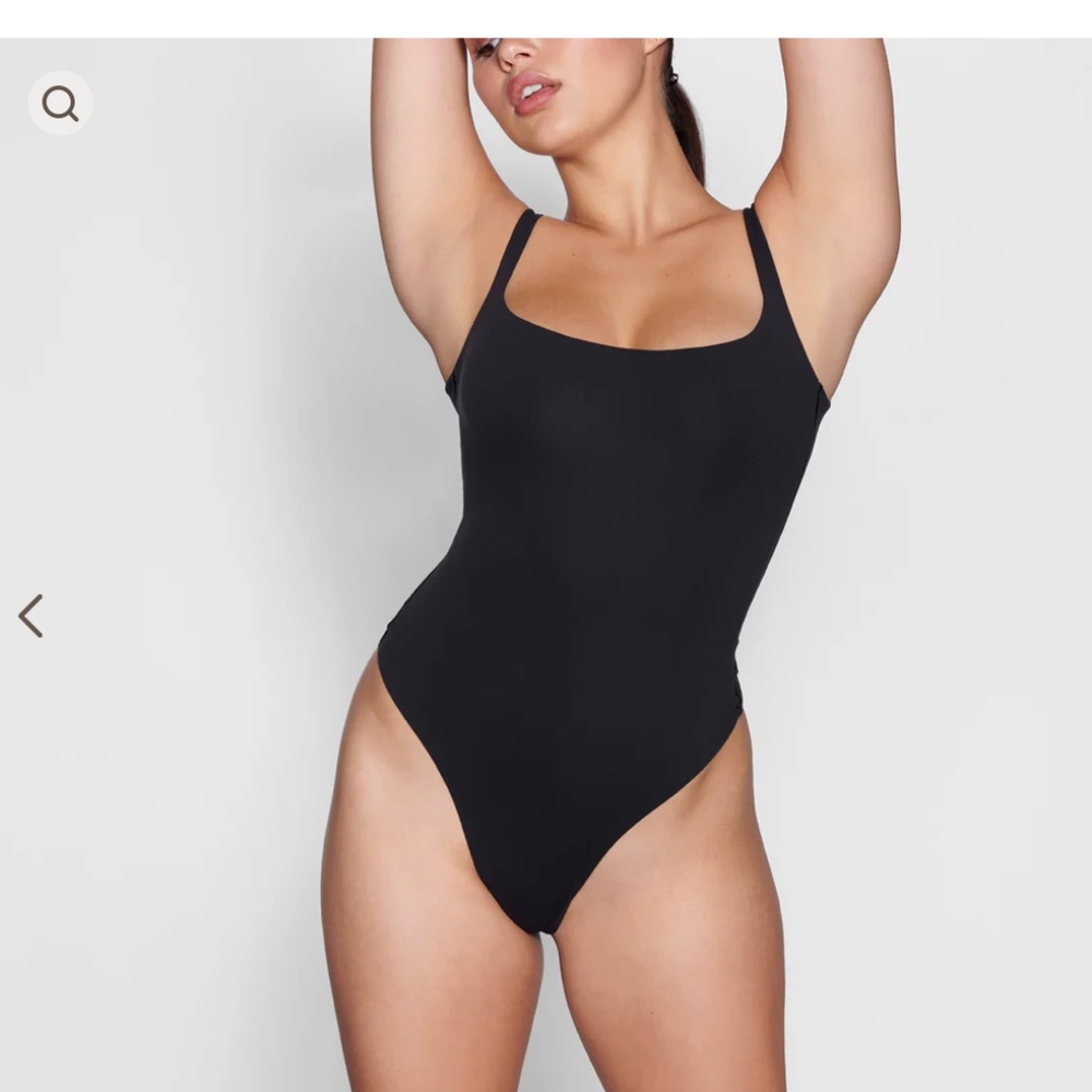 SKIMS Fits Everybody Square Neck Bodysuit, Color: Onyx, Size: L